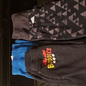 4 pair boys sweat pants 3T